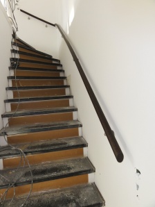 Handlauf passend zur Treppe in Räuchereiche